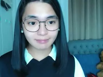 Offline zhaviahale on Chaturbate