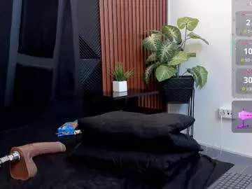 zoee_martins_ on Chaturbate 