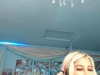 Offline adrianna_fox on Flirt4Free