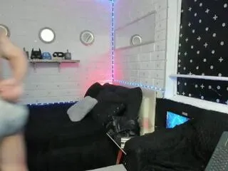 Offline alex_franko on Flirt4Free