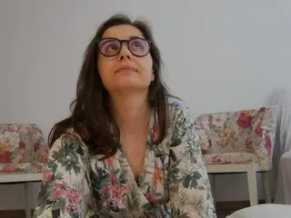 Freechat alice_summertale on Flirt4Free