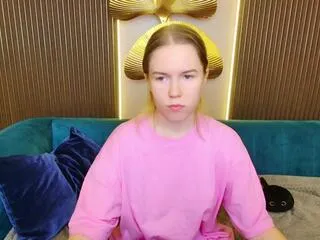 Freechat alida_brace on Flirt4Free