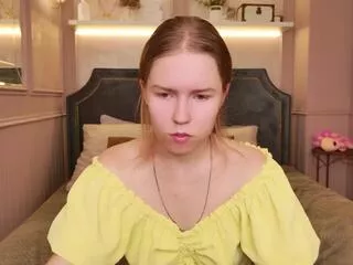 Freechat alida_brace on Flirt4Free