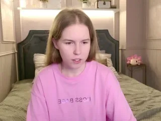 Freechat alida_brace on Flirt4Free