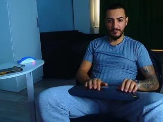 andrew_bannerr on Flirt4Free