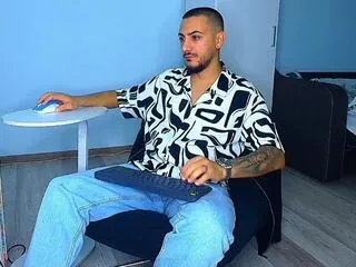 andrew_bannerr on Flirt4Free