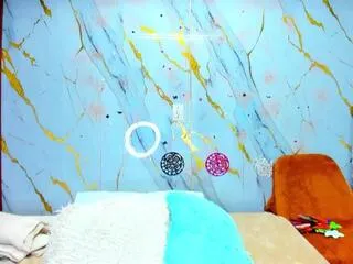 annie_evanss on Flirt4Free 