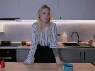 ara_brafford from Flirt4Free