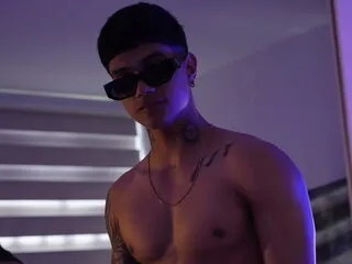 Offline aress_damon on Flirt4Free