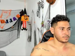 Freechat ashlan_king on Flirt4Free