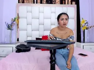 Offline atenea_hott_evelyn_thomsons on Flirt4Free