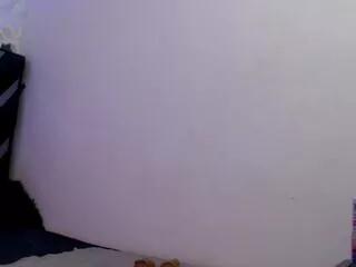 aura_velvet from Flirt4Free