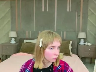 beverly_gomes on Flirt4Free 