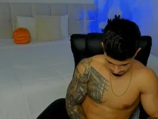 Freechat brody_dallas on Flirt4Free