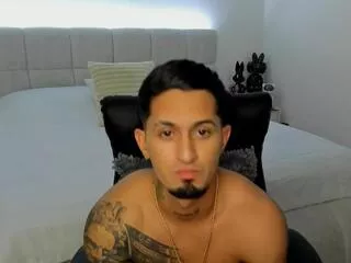 Freechat brody_dallas on Flirt4Free