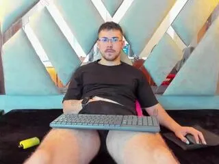 brunno_walkerr on Flirt4Free