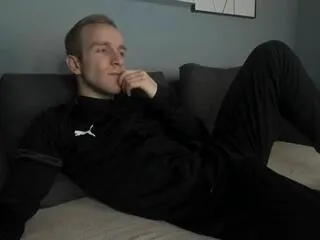 buddy_forman on Flirt4Free