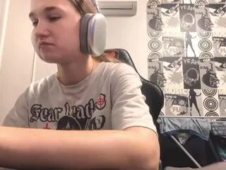 Offline catrina_ion on Flirt4Free