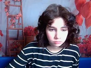 cruela_s — Freechat on Flirt4Free