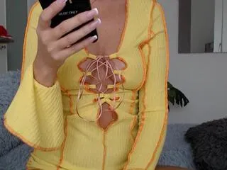 cute_adellin on Flirt4Free