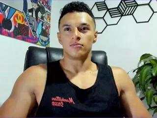 derry_adams from Flirt4Free