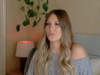 emeree_lakes on Flirt4Free 