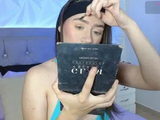 Offline gwen_drew on Flirt4Free