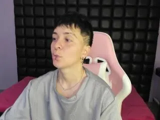 Away hanna_plu on Flirt4Free