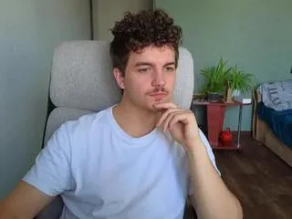 Offline hunter_smith on Flirt4Free