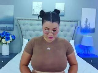 iris_joness from Flirt4Free