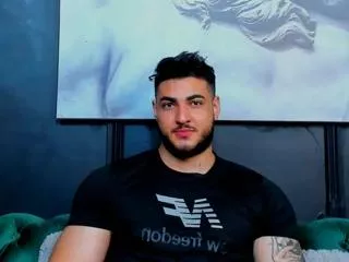 isac_konnor on Flirt4Free