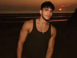 Offline jordan_rodriguezz on Flirt4Free