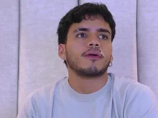 Offline jordan_rodriguezz on Flirt4Free