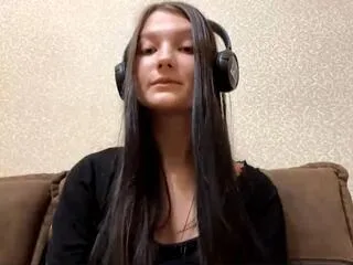 Freechat kanisha_renker on Flirt4Free