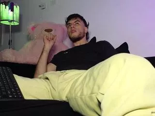 Freechat lian_oconner on Flirt4Free