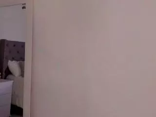 Freechat linda_swan on Flirt4Free