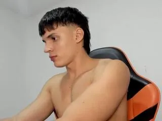 Offline matteo_costa on Flirt4Free