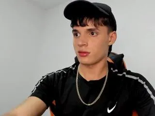 Offline matteo_costa on Flirt4Free