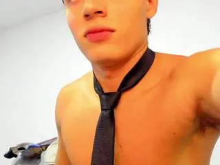 Offline matteo_costa on Flirt4Free