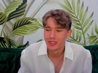 matthew_bieber from Flirt4Free