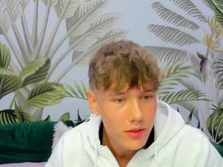 matthew_bieber from Flirt4Free