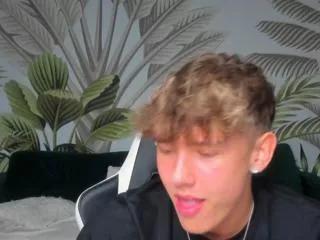 matthew_bieber from Flirt4Free