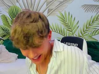 matthew_bieber from Flirt4Free