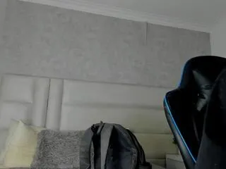 Offline michael_reinolds on Flirt4Free