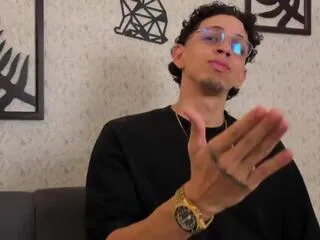 Offline nikolai_drake on Flirt4Free