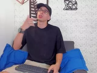 Offline nikolai_drake on Flirt4Free