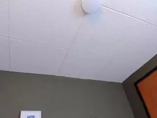 Offline paul_cambel on Flirt4Free