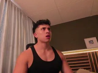 Offline paul_cambel on Flirt4Free