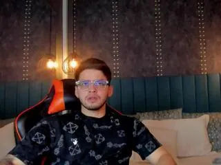 Offline ronny_colton on Flirt4Free