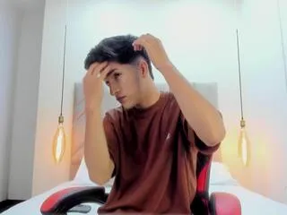 sean_collinss — Freechat on Flirt4Free